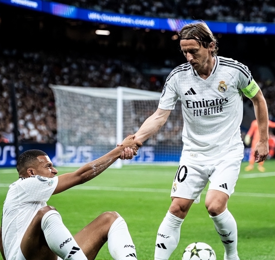 1-4不敌挪威，意大利自1955年以来首次单场主场丢4球