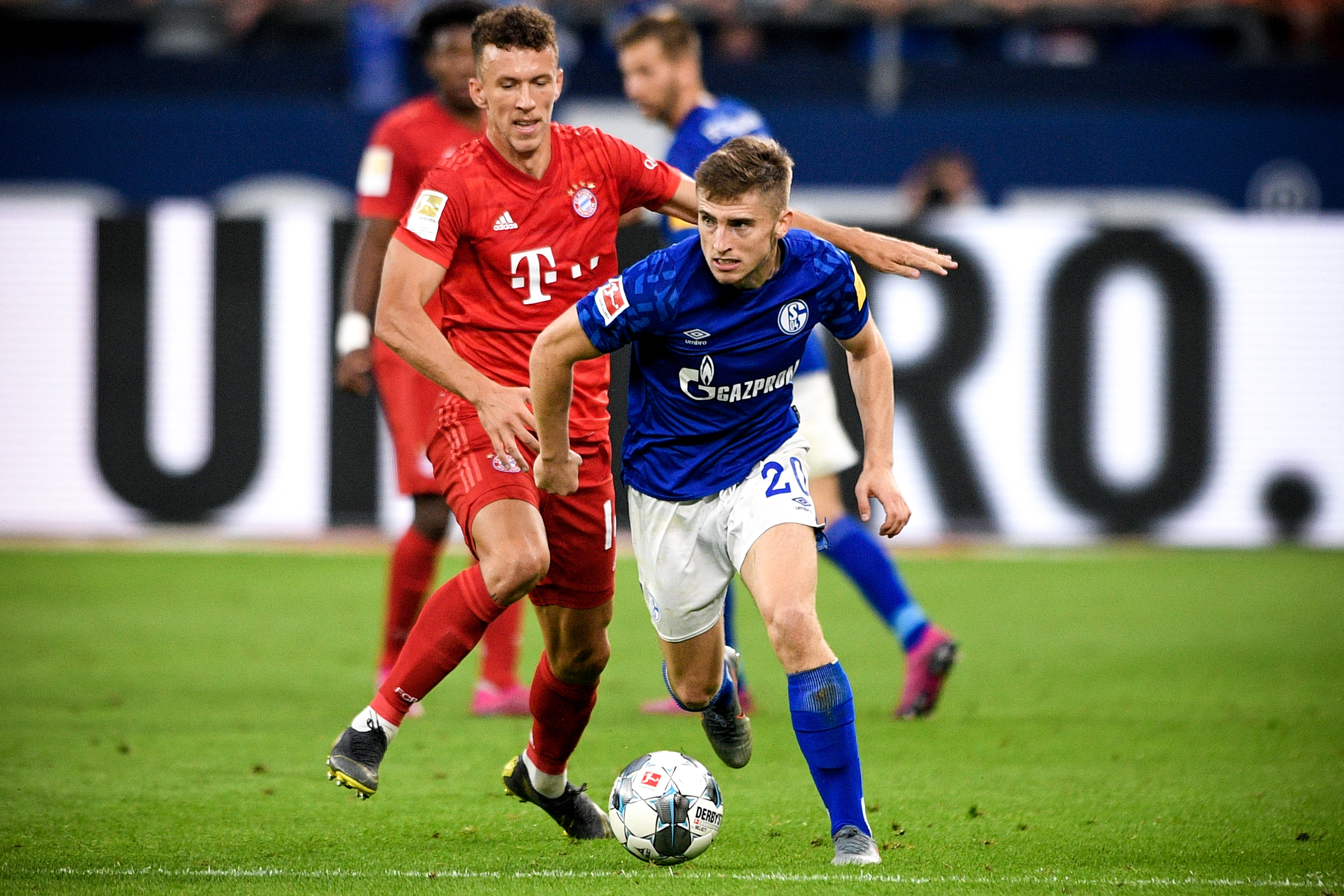 “李宁杯”西南体操协作区比赛在玉溪举行