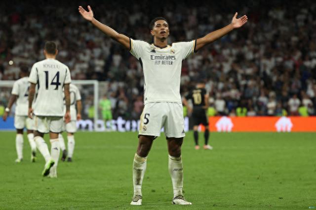 黄子豪：这赛季能完成球队和自己的目标，我很清楚这不是偶然